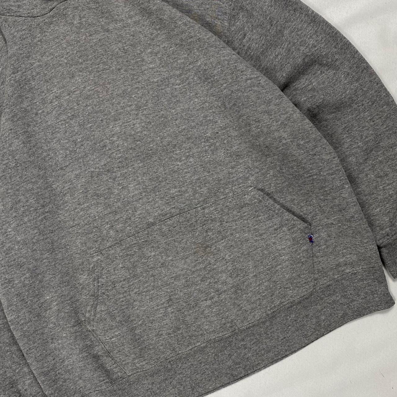 Authentic Vintage Russell Athletic Blank Sweatshirt (M)