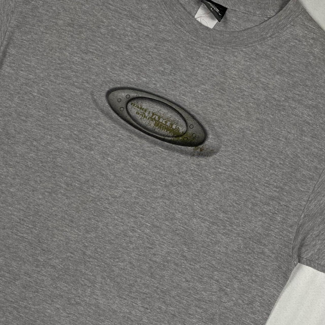 Authentic Vintage Oakley T-Shirt  (L)