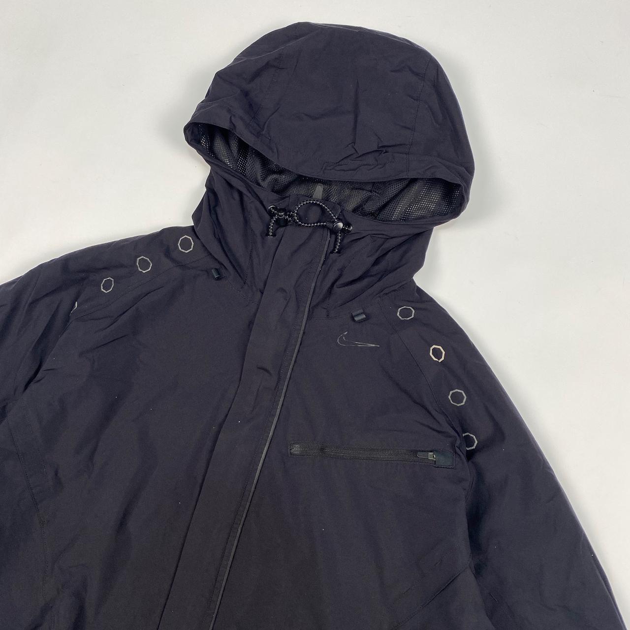 Authentic Vintage 00's Nike StormFit Jacket (L)