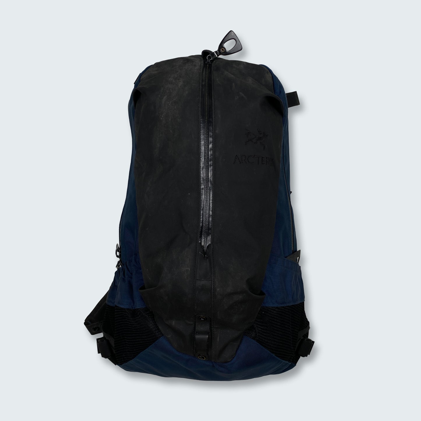Authentic Vintage Arcteryx Arro 22 Backpack