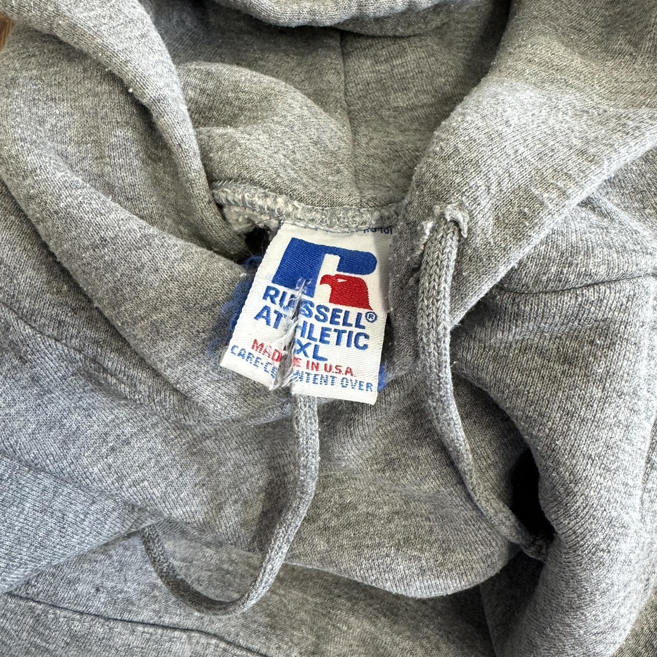 Authentic Vintage Russell Athletic Blank Sweatshirt (M)