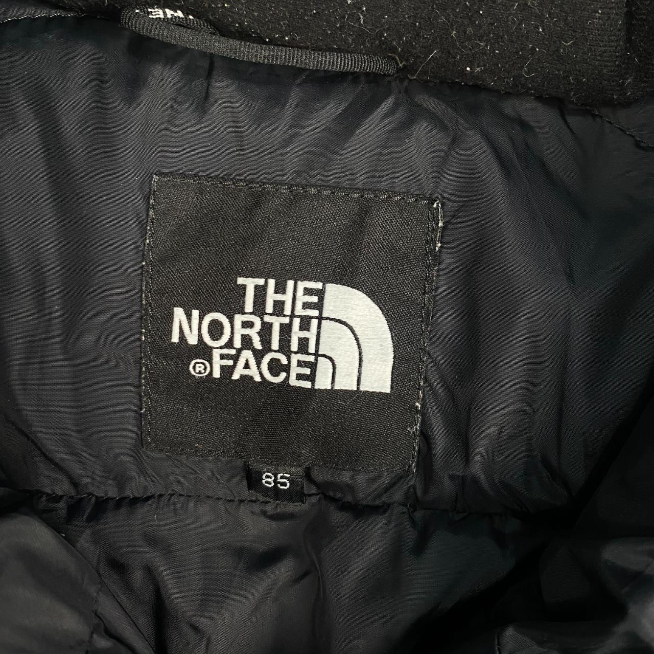 Authentic Vintage North Face Puffer Jacket (M)