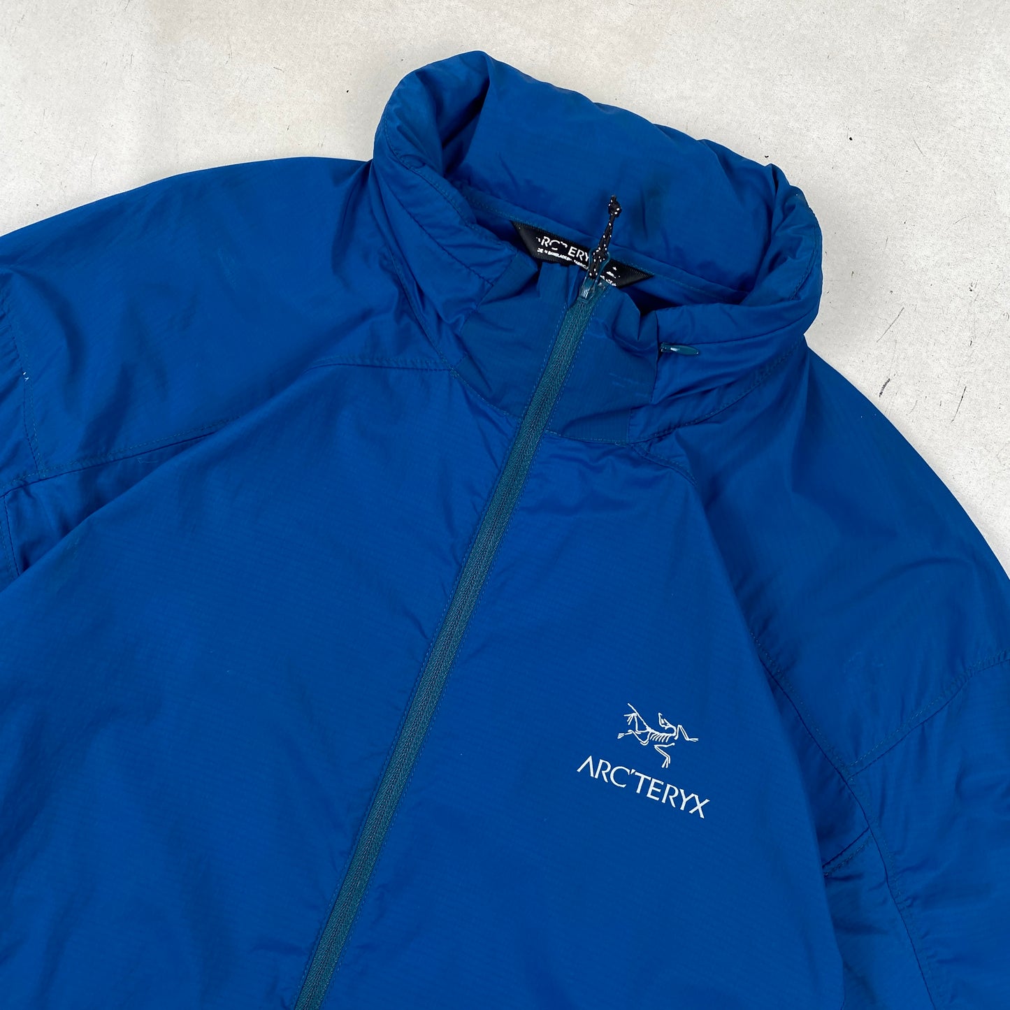 Authentic Vintage Arc'teryx Light Jacket (L)