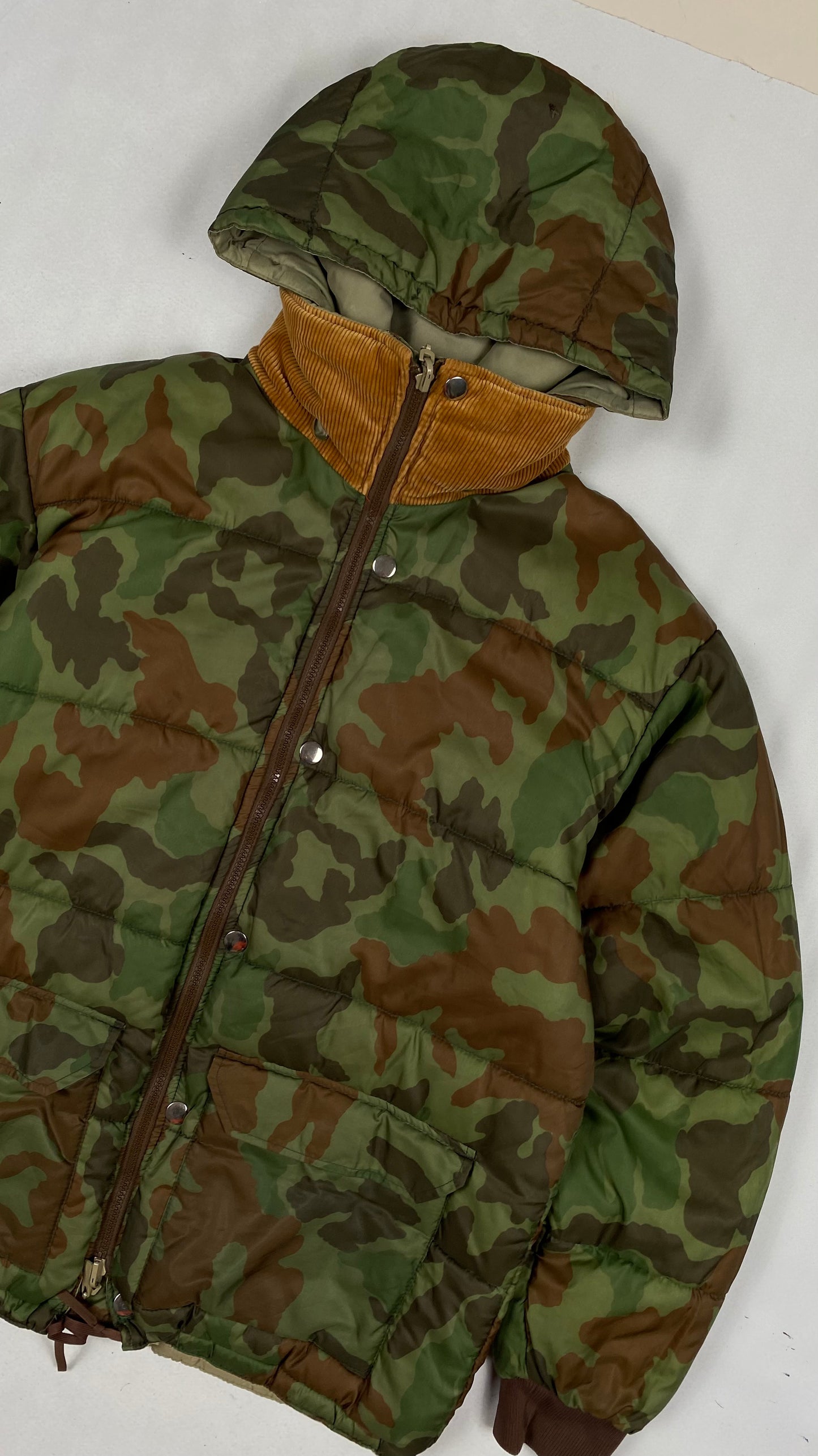 Authetic Vintage Montbell Fishing Jacket (L)