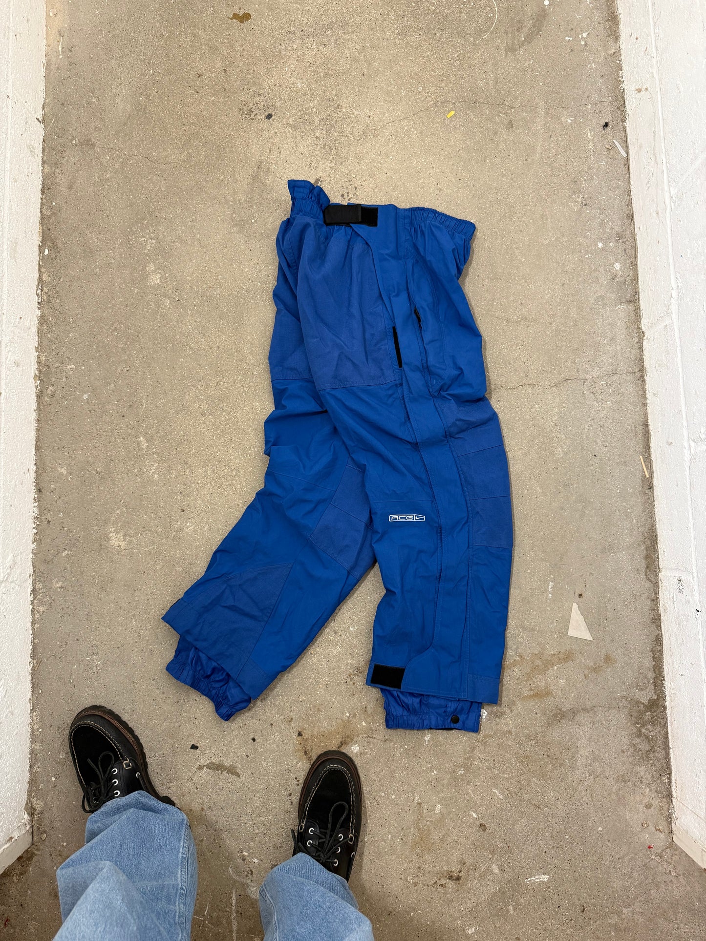 Authentic Vintage Nike ACG Ski Cargo Trousers (L)