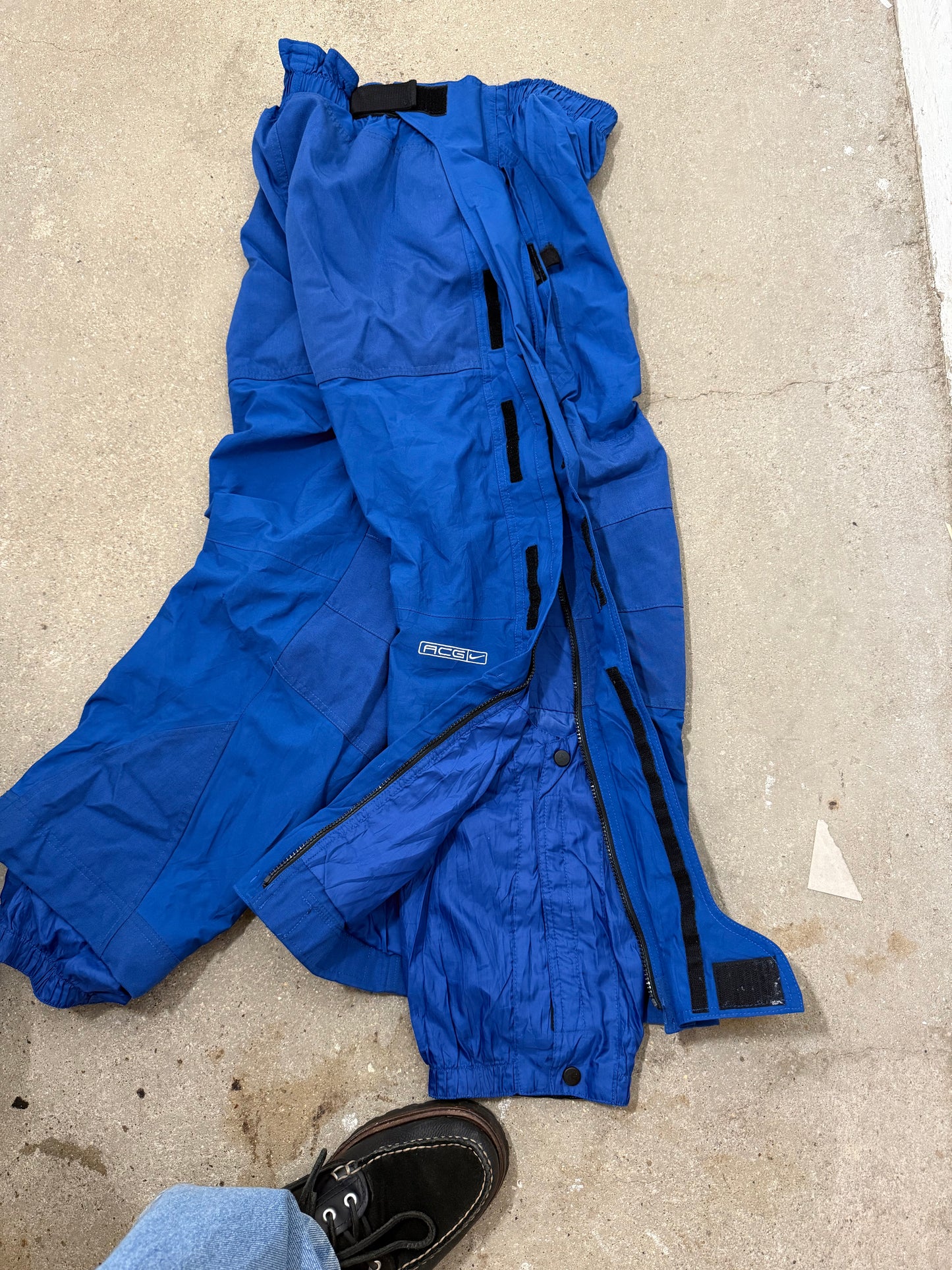 Authentic Vintage Nike ACG Ski Cargo Trousers (L)