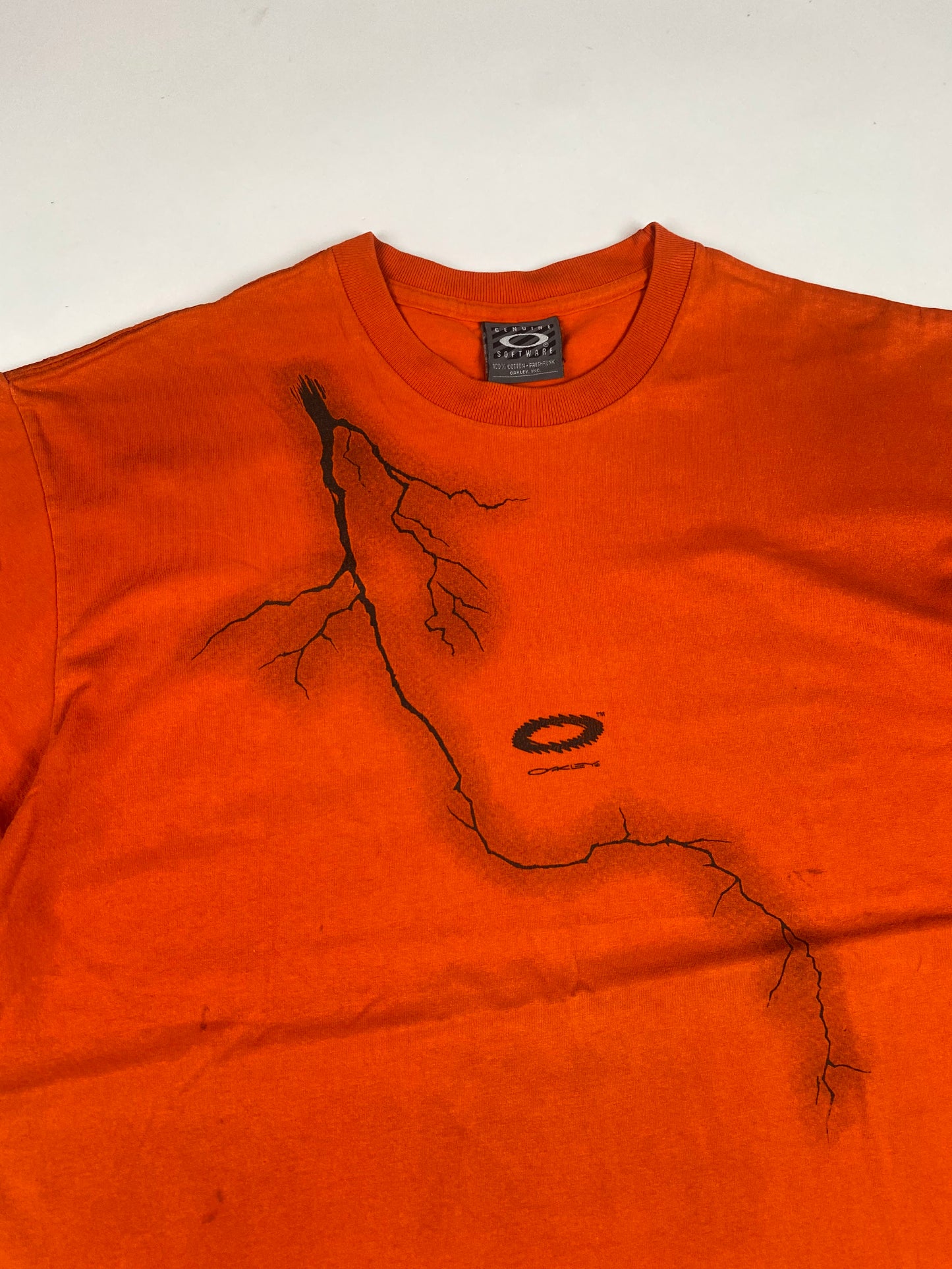 Authentic Vintage Oakley Lightening Bolt T-Shirt (L)