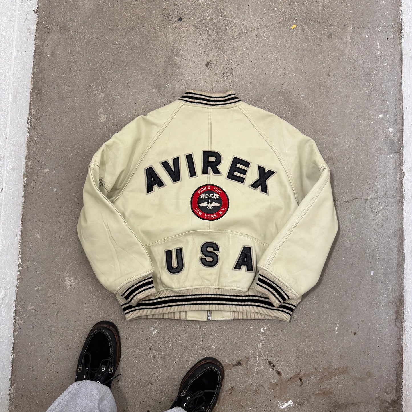 Authentic Vintage Avirex USA LeatherJacket (L)