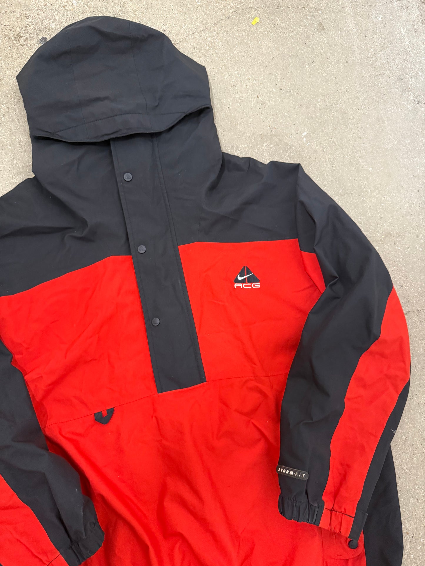 Authentic Vintage Nike ACG Jacket (M)