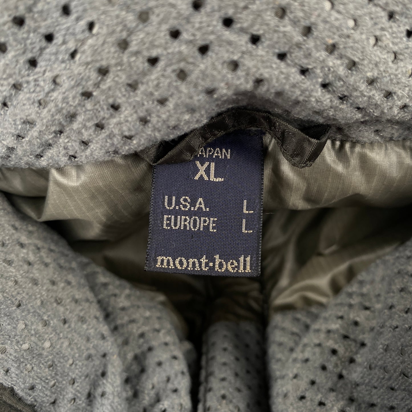 Authetic Vintage Montbell Puffer Jacket (L)