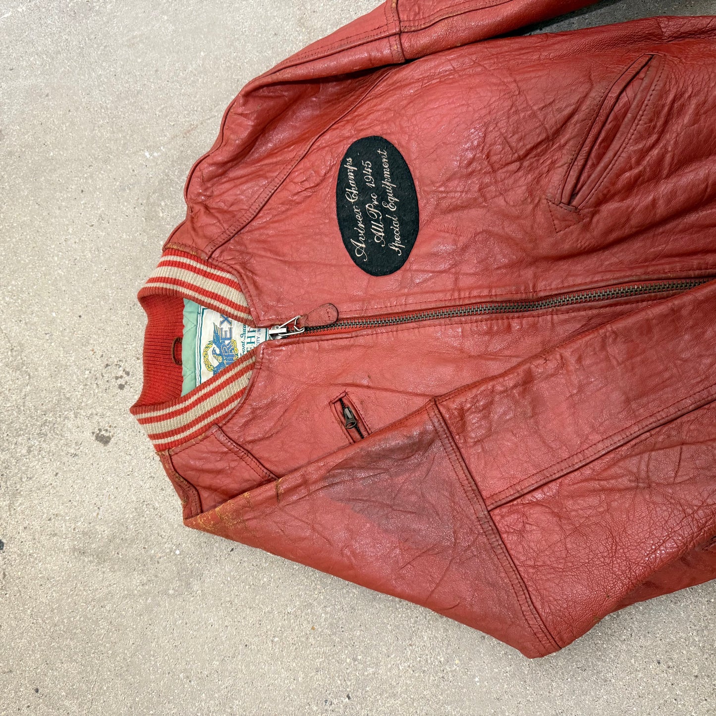 Authentic Vintage Avirex USA LeatherJacket (XS)